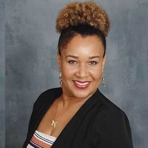 Meet your Posher, Kimalee